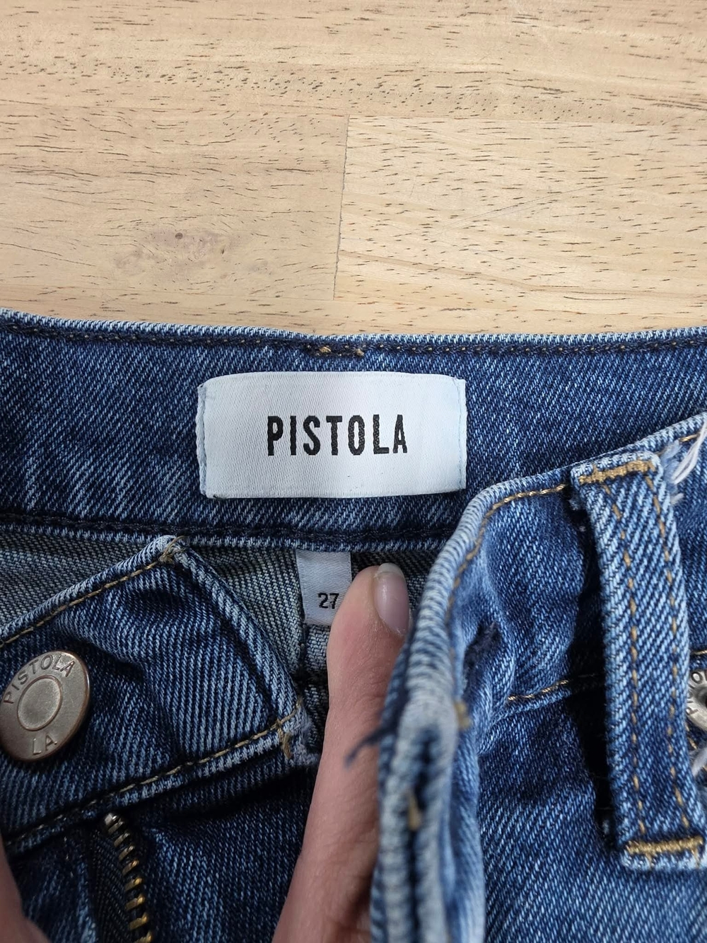 pistola Light Blue Cropped BARREL-Leg Women’s Jeans - Picture 3 of 4